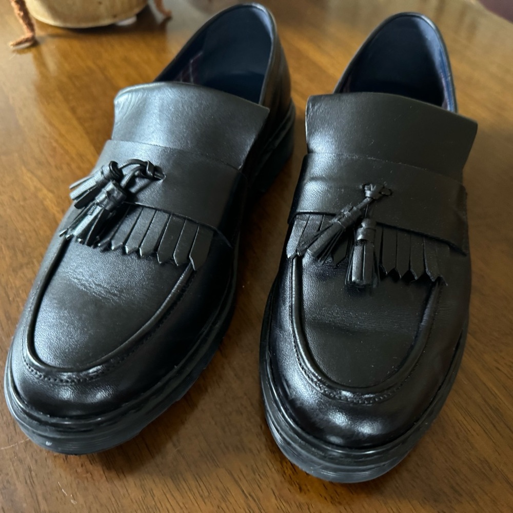 Ben Sherman tassel loafers black leather (us size 8)